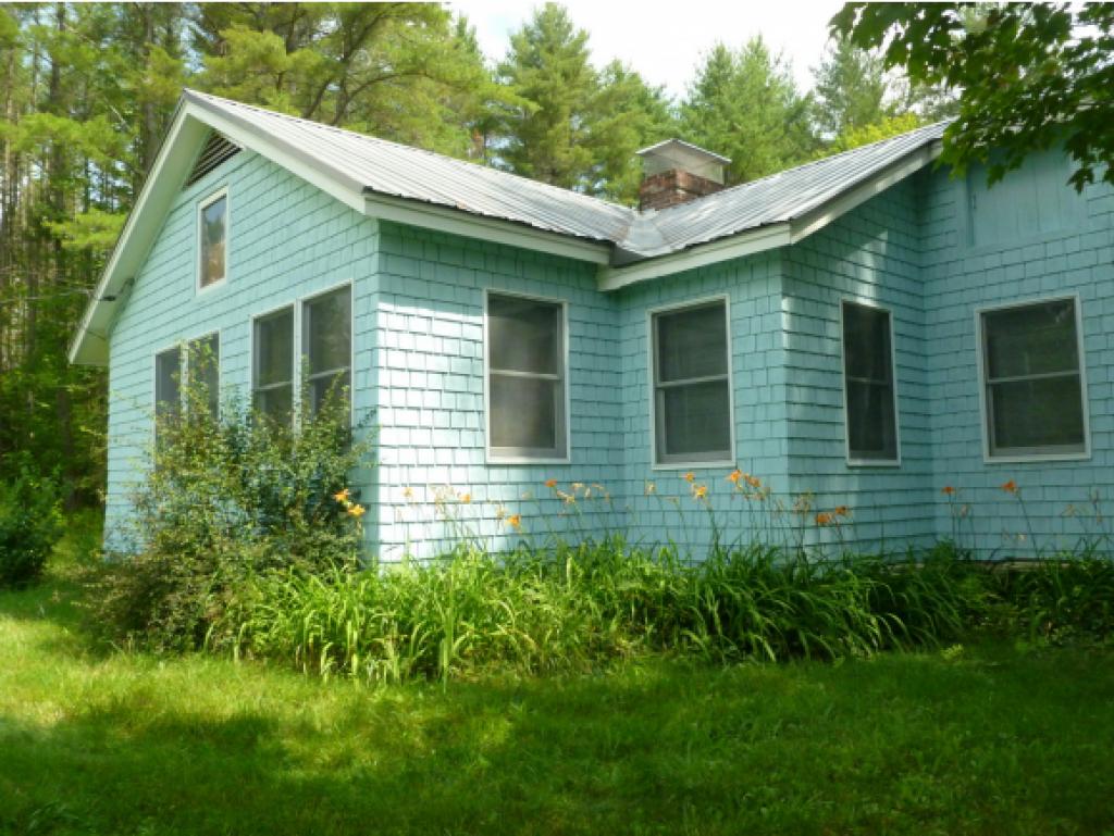 370 Cherry Valley Road Bethlehem, NH 03574 - Photo 3 of 26