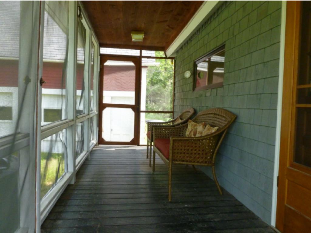 370 Cherry Valley Road Bethlehem, NH 03574 - Photo 4 of 26