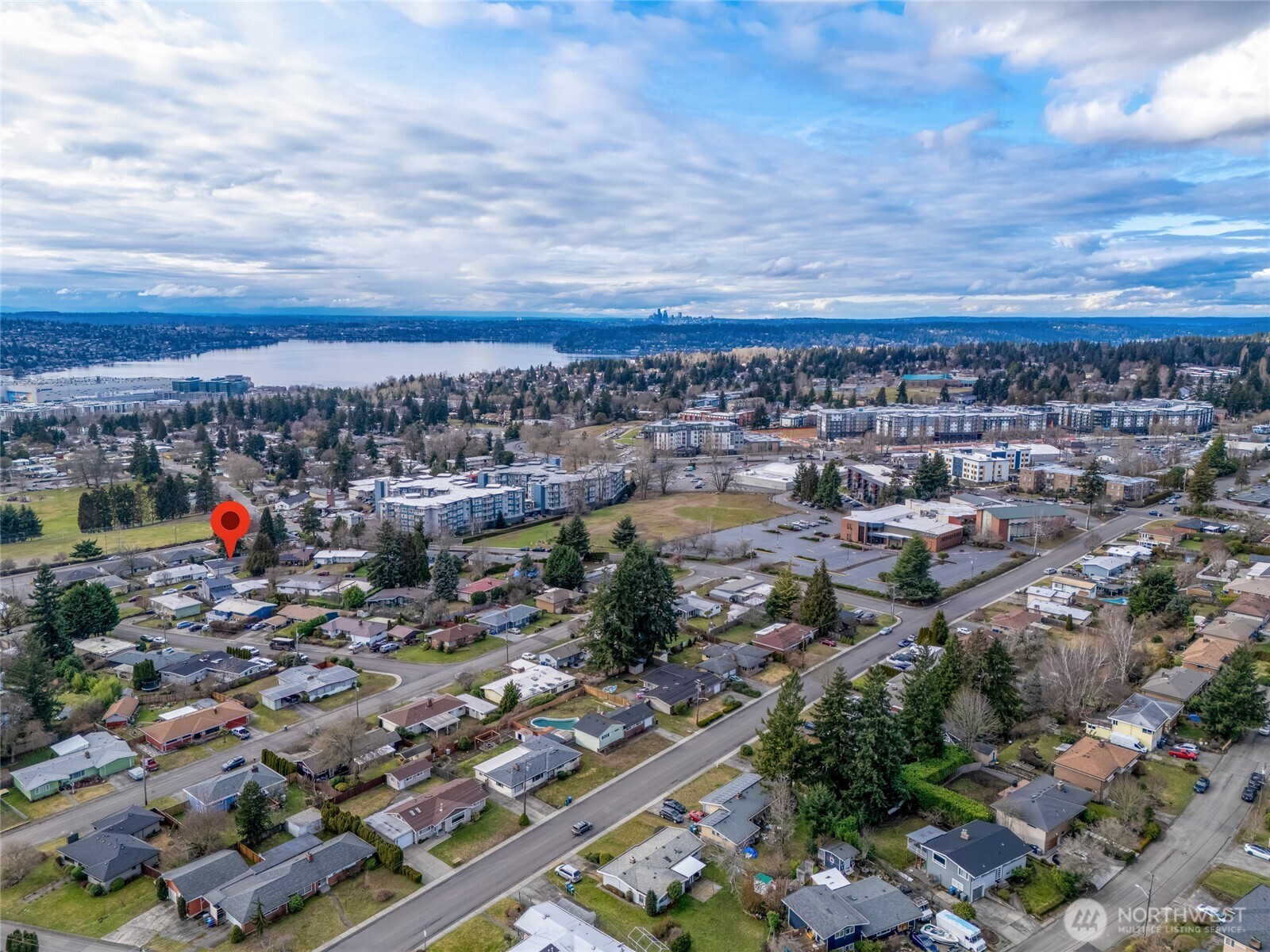 825 Index Court Northeast Renton, WA 98056 - Photo 38 of 40 a view of a city