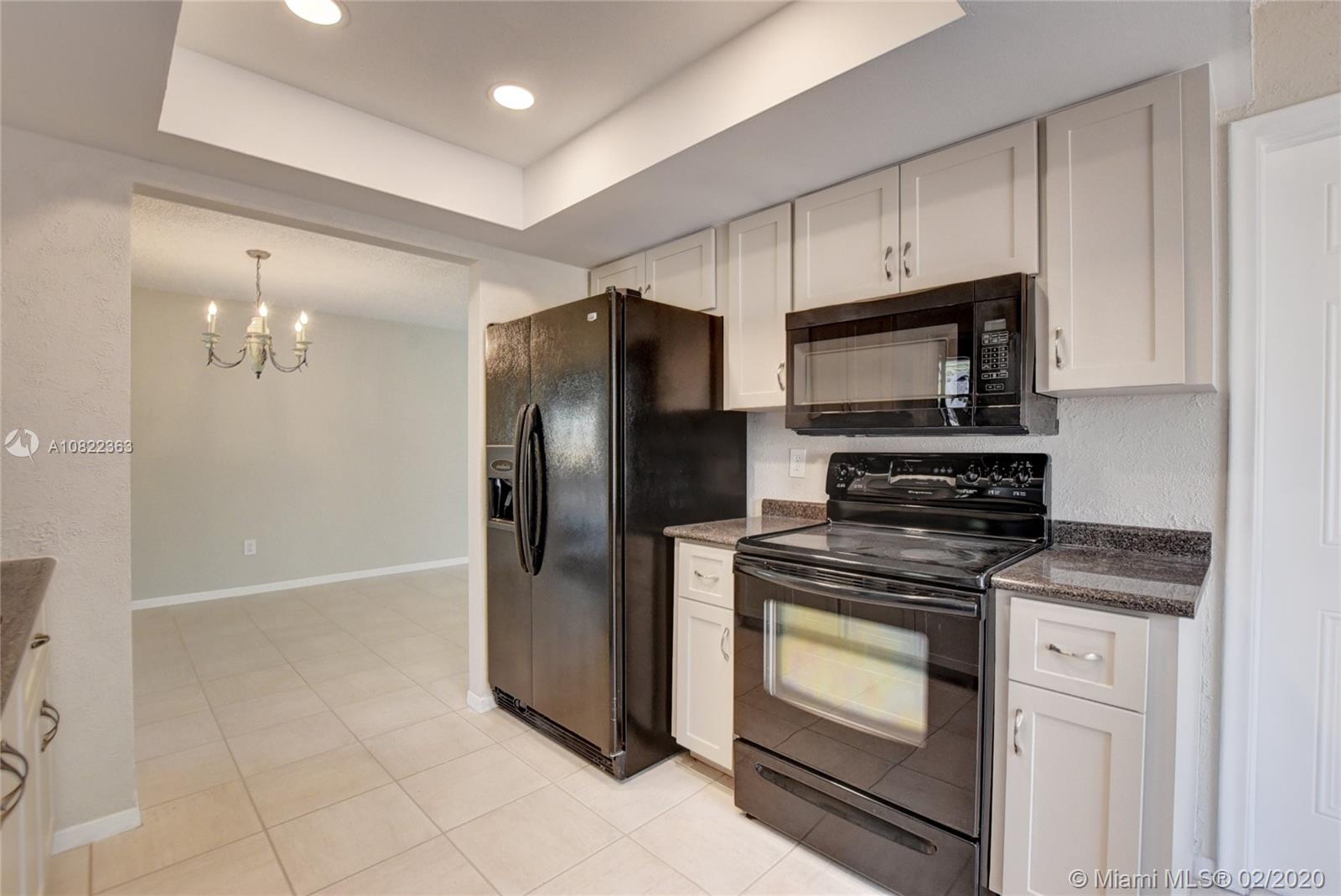 9067 Southwest 1st Road Boca Raton, FL 33428 - Photo 11 of 29