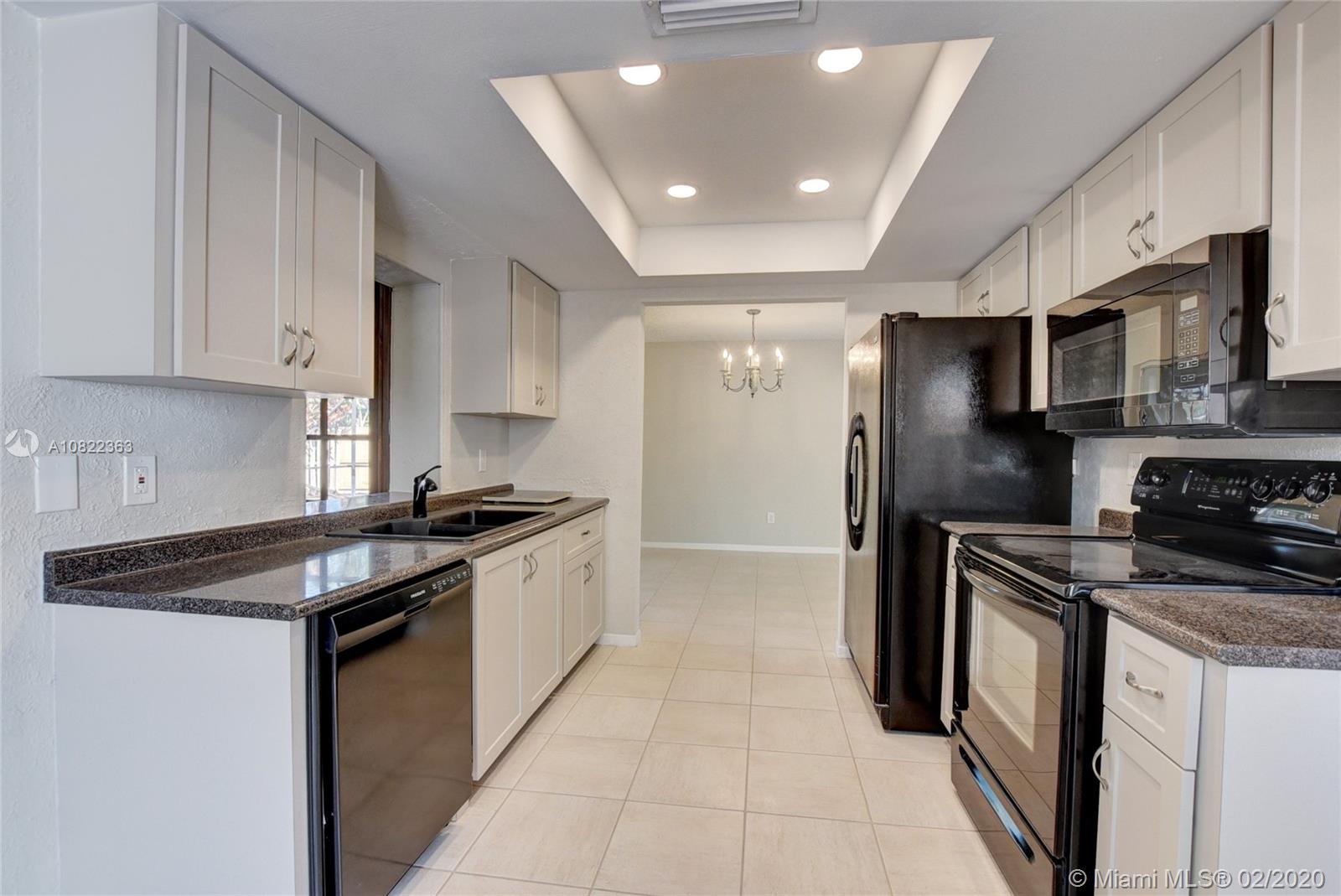 9067 Southwest 1st Road Boca Raton, FL 33428 - Photo 12 of 29