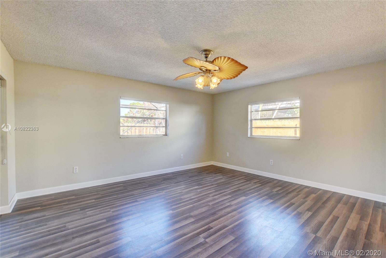 9067 Southwest 1st Road Boca Raton, FL 33428 - Photo 16 of 29