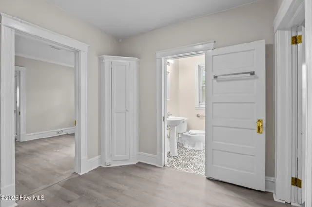 $215,000 | 102 South Pineview Avenue, Goldsboro, NC 27530