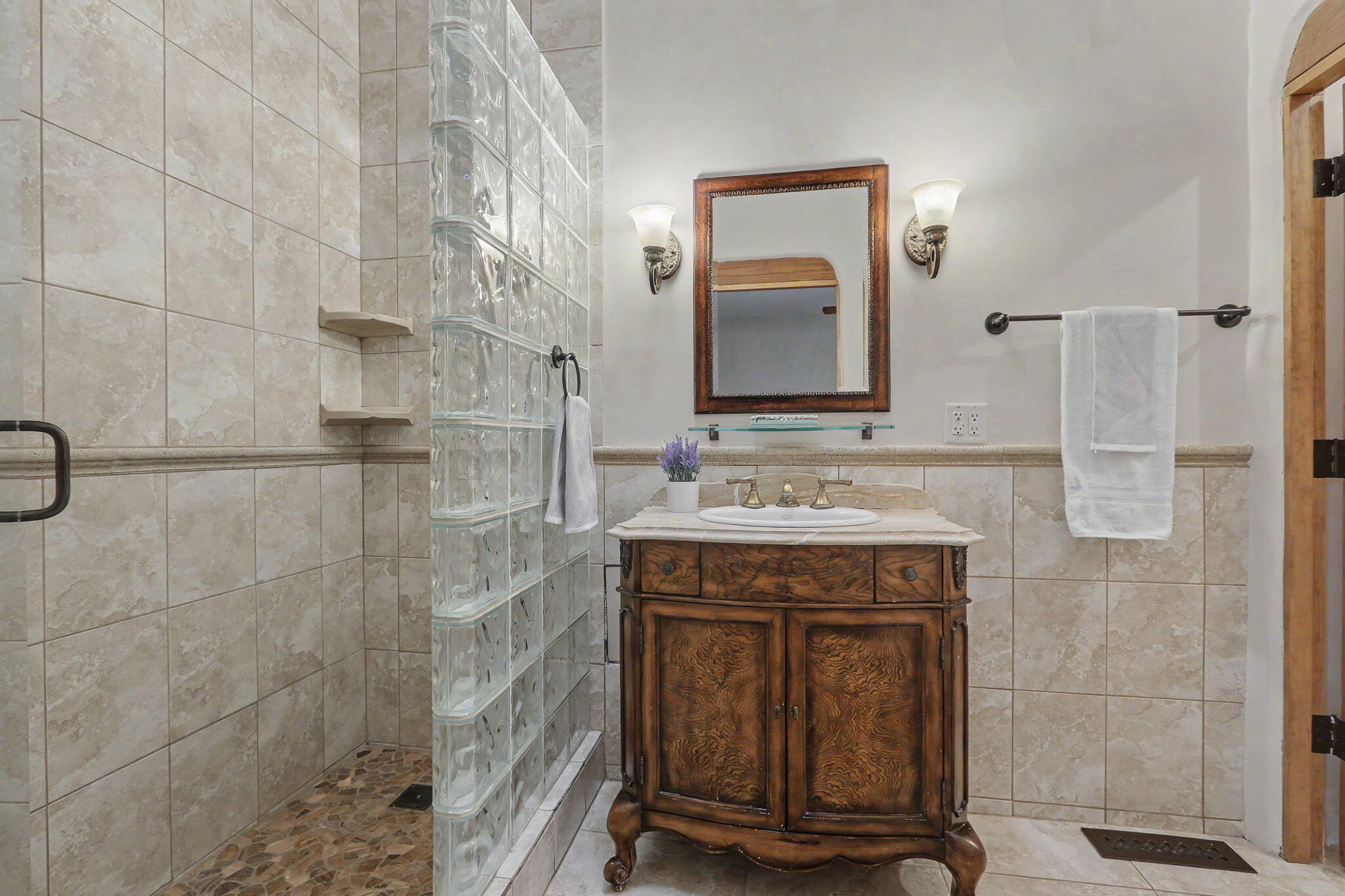 620 4 Hills Road Southeast Albuquerque, NM 87123 - Photo 61 of 95 Gallery Image 61