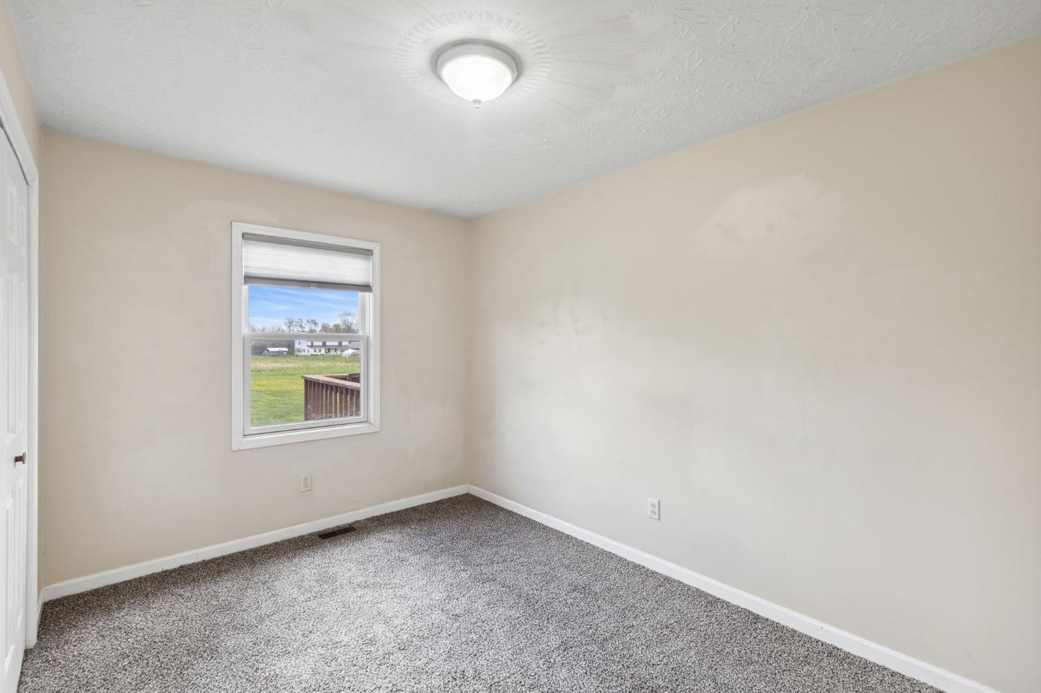 7982 Overman Road Hillsboro, OH 45133 - Photo 12 of 33 Gallery Image 12