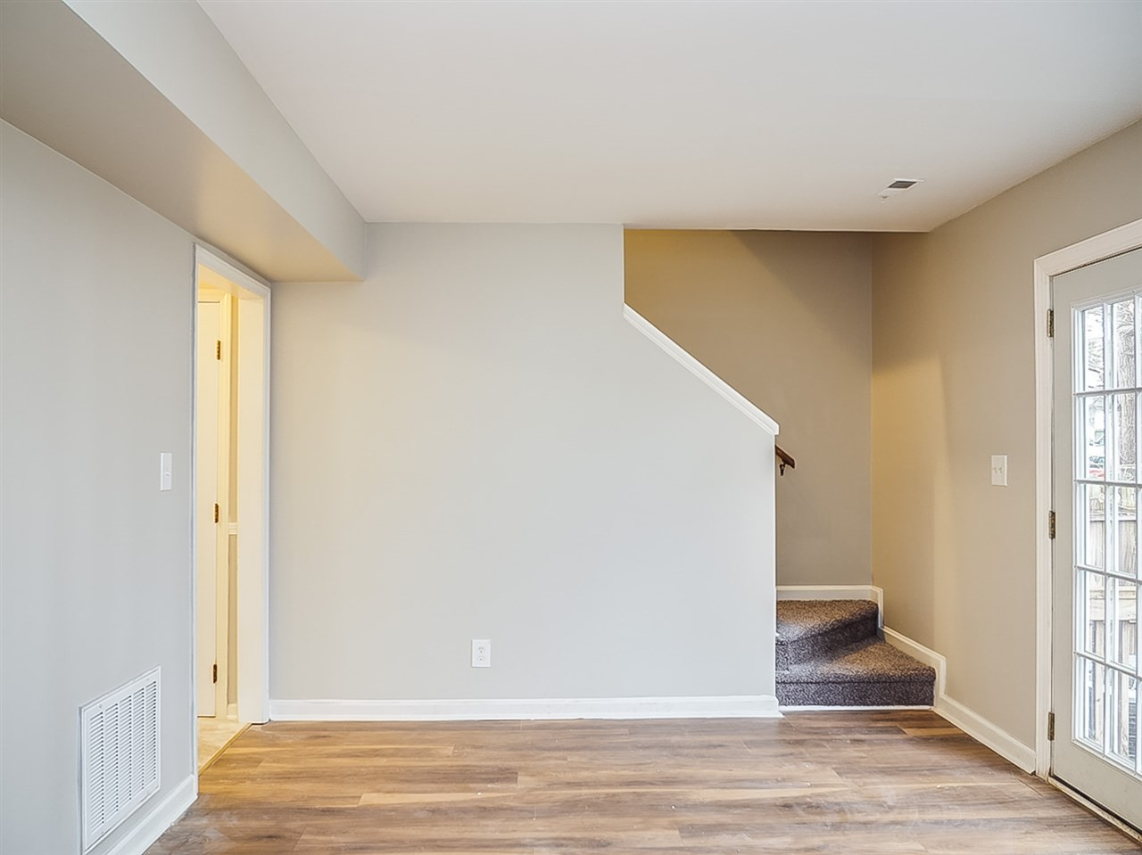 653 Bashford Road Raleigh, NC 27606 - Photo 9 of 20 Photo 9