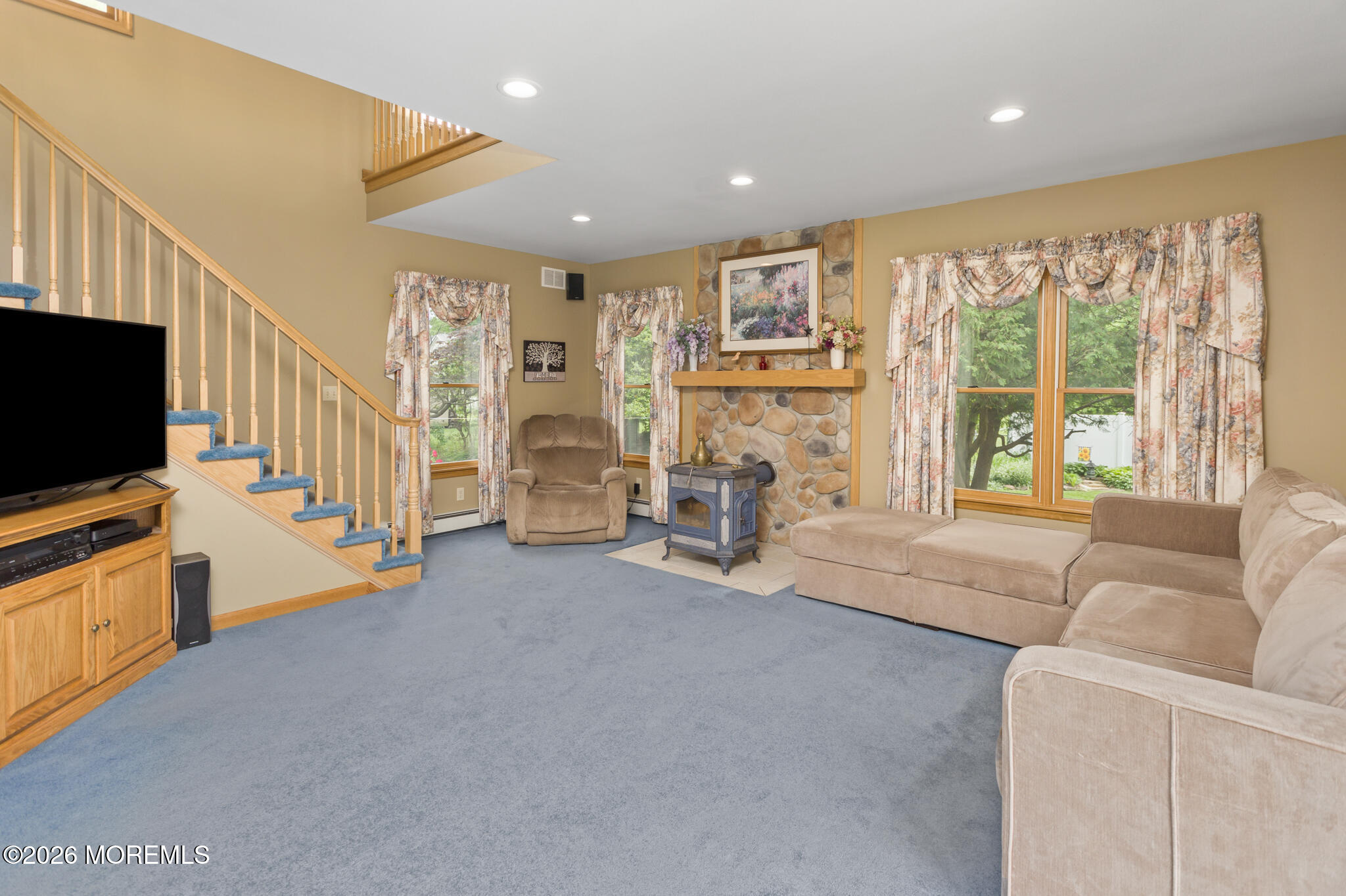 37 Mapleshade Avenue Hamilton Square, NJ 08690 - Photo 11 of 40 37 Maple Shade-18