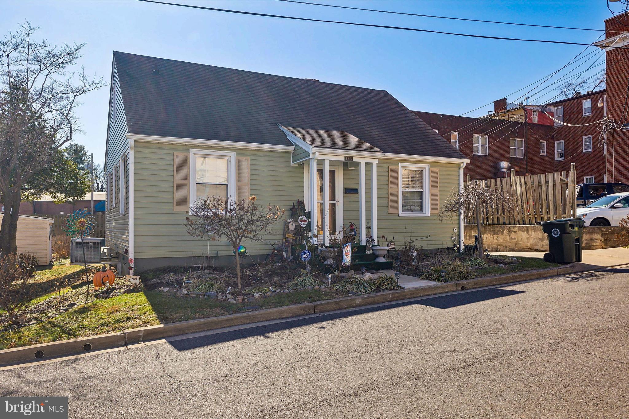 115 East Stevens Street Culpeper, VA 22701 - Photo 4 of 23 Front View