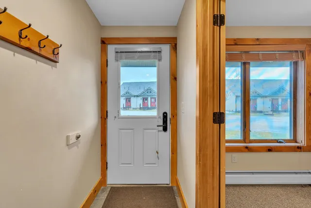 $440,000 | 19 White Pine Drive, Unit 4727, Jay, VT 05859