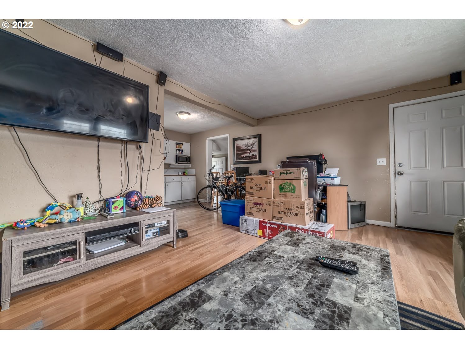 1409 Parker Street Springfield, OR 97477 - Photo 5 of 19 a kitchen with lots of counter top space