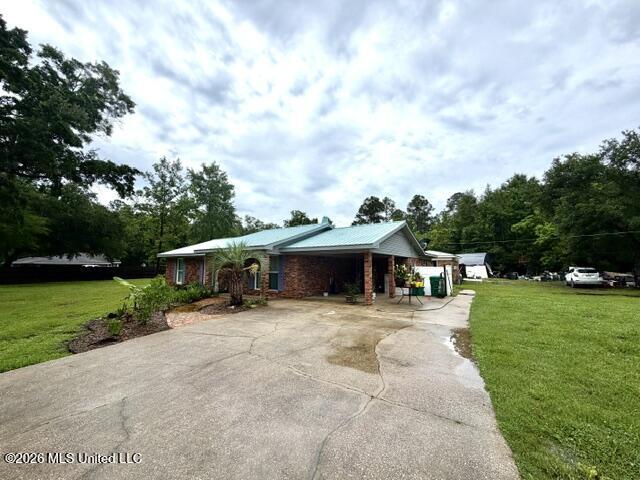 11924 Demouey Road Moss Point, MS 39562 - Photo 5 of 39 IMG_1780