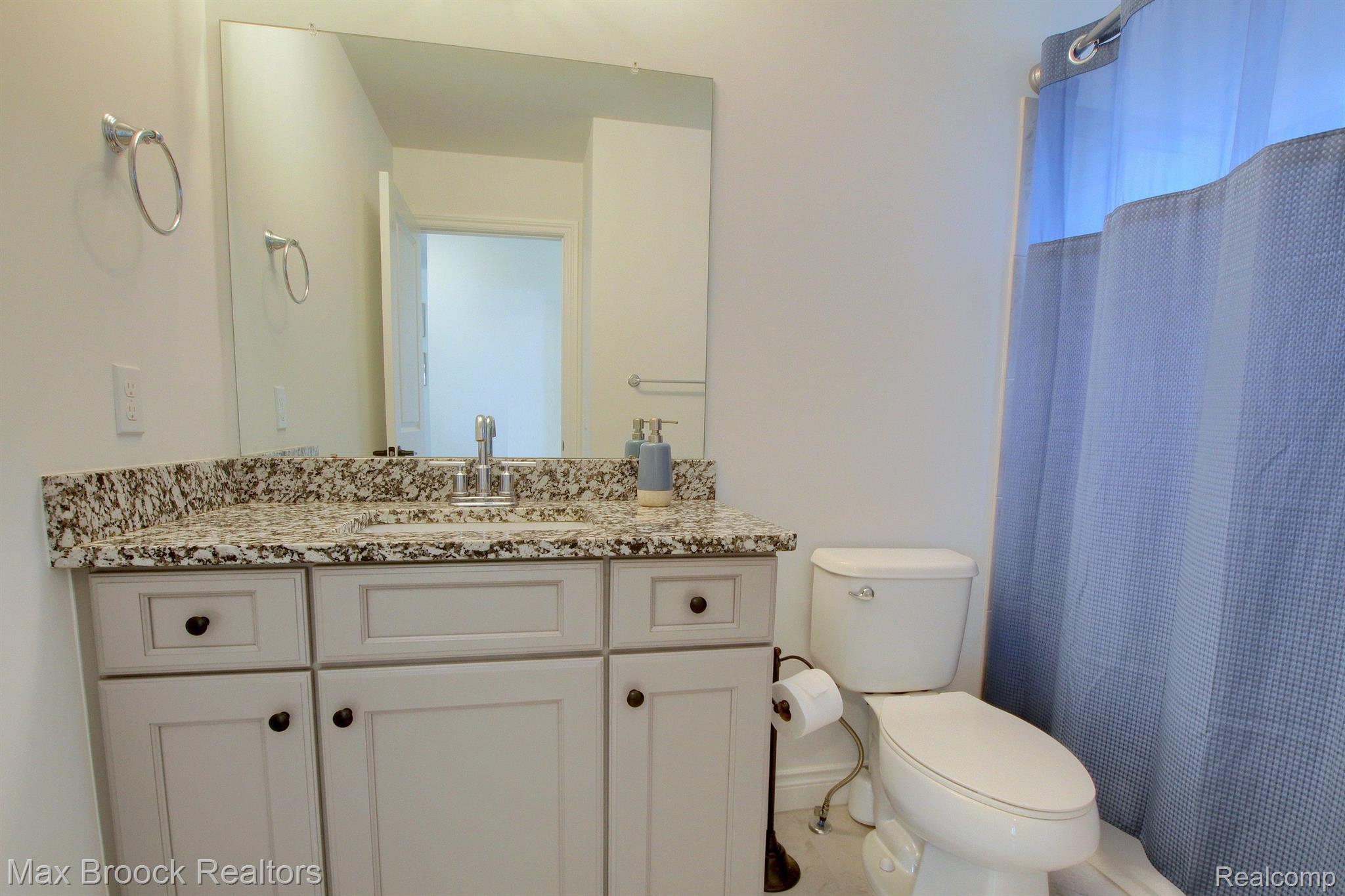 2520 Massoit Road Royal Oak, MI 48073 - Photo 27 of 38 Gallery Image 27