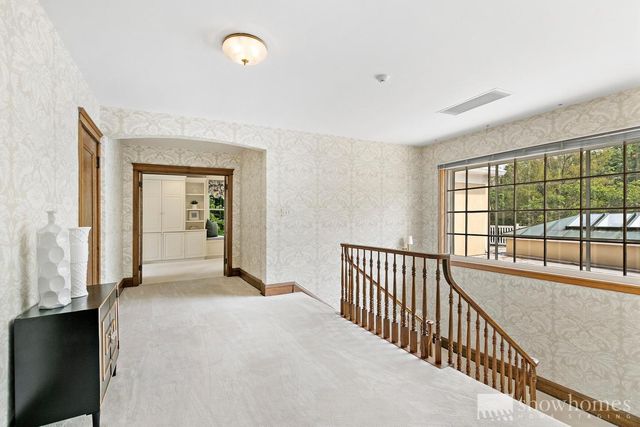 $925,000 | 440 Moraine Road, Highland Park, IL 60035