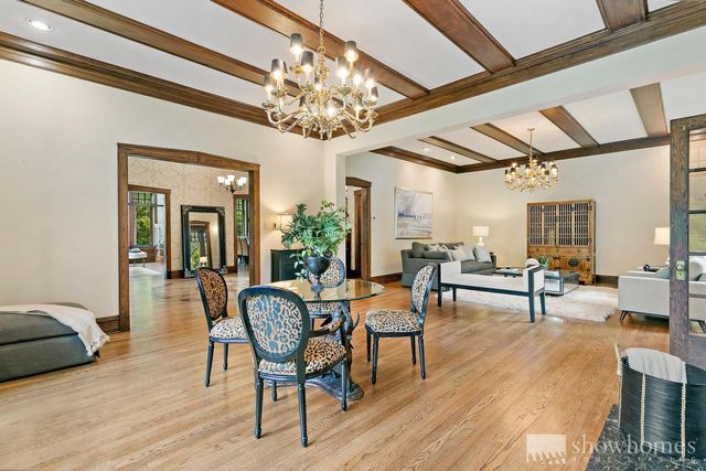 $925,000 | 440 Moraine Road, Highland Park, IL 60035