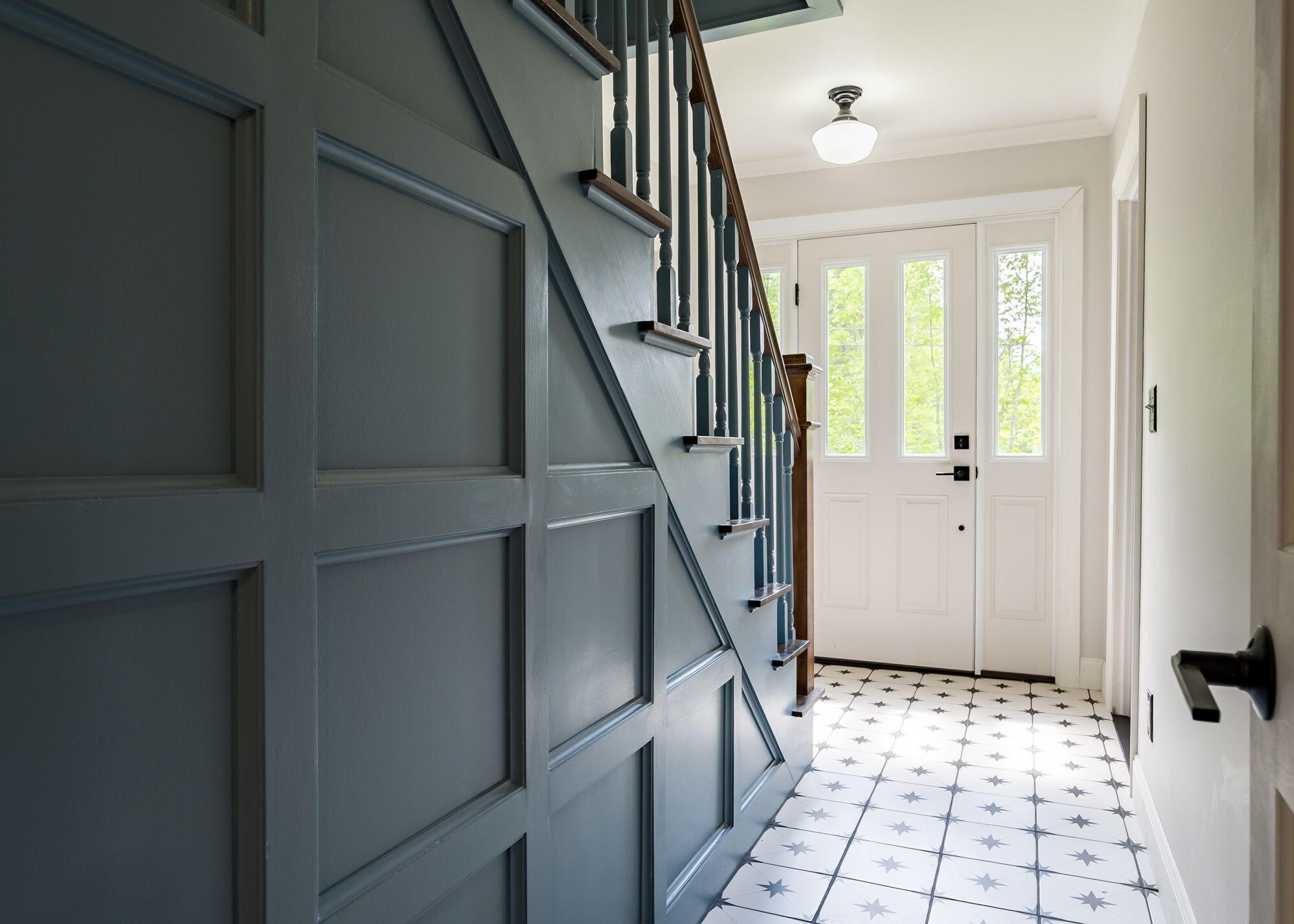 102 Kimball Corner Road Naples, ME 04055 - Photo 28 of 53 Front hallway