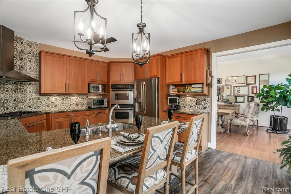472 Shelbourne Road Grosse Pointe Farms, MI 48236 - Photo 12 of 45