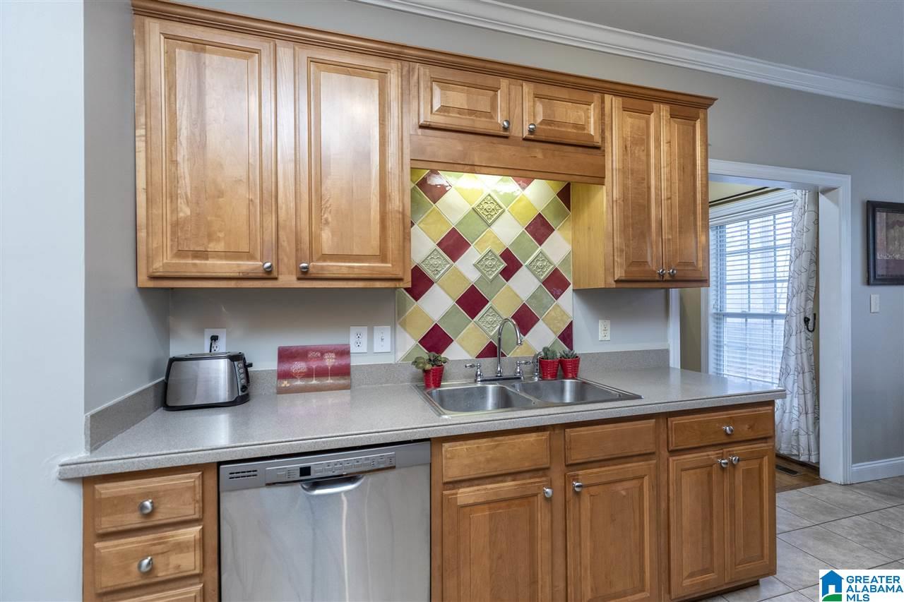 207 Conroy Road Sterrett, AL 35147 - Photo 12 of 48