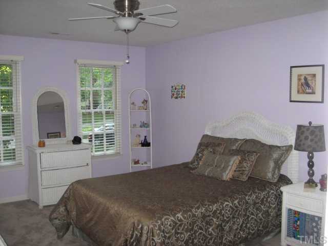 2612 Diamondhitch Trail Raleigh, NC 27615 - Photo 8 of 25 The Master Bedroom is a great size and has a large walk in closet. There are 4 windows, new carpet and a ceiling fan. The perfect spot to rest your head.