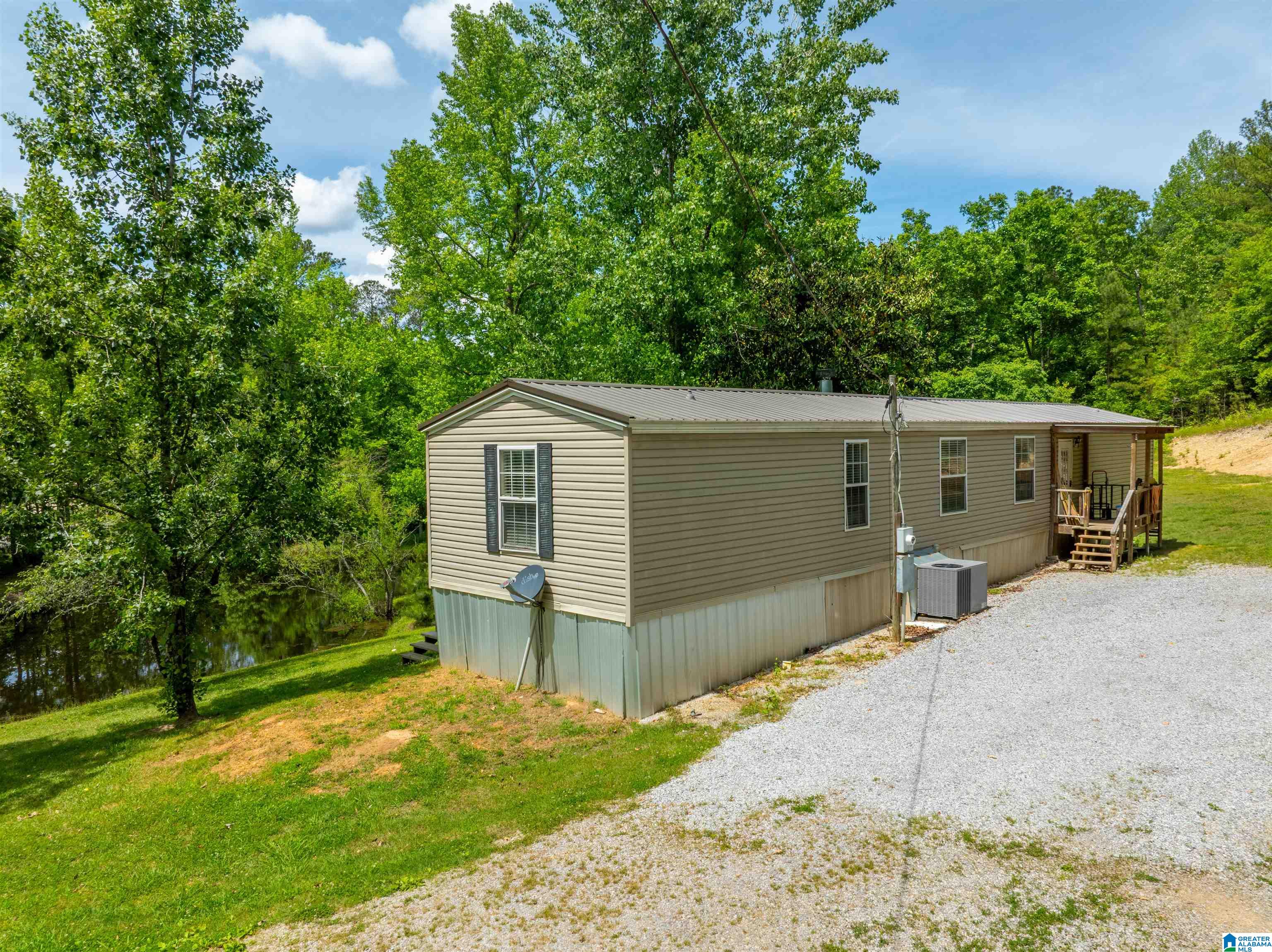 1136 Littlejohn Road Jacksonville, AL 36265 - Photo 5 of 34