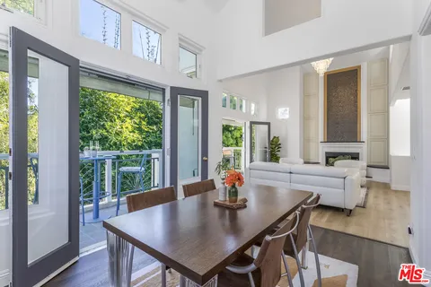 $2,195,000 | 508 Pier Avenue, Unit 4, Santa Monica, CA 90405
