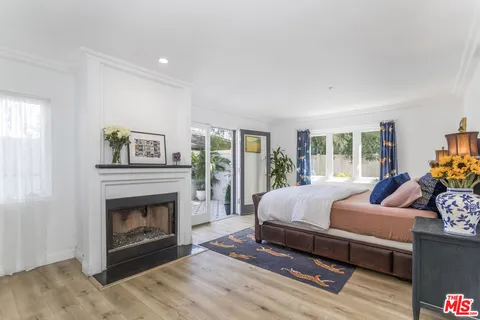 $2,195,000 | 508 Pier Avenue, Unit 4, Santa Monica, CA 90405