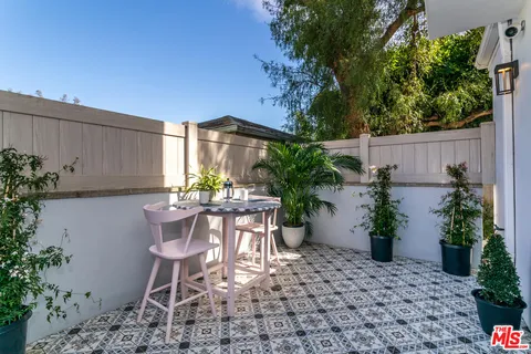 $2,195,000 | 508 Pier Avenue, Unit 4, Santa Monica, CA 90405
