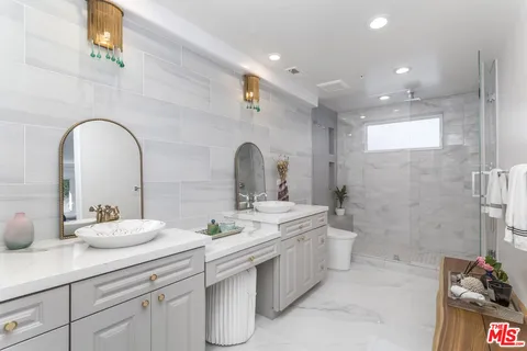 $2,195,000 | 508 Pier Avenue, Unit 4, Santa Monica, CA 90405