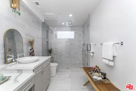 $2,195,000 | 508 Pier Avenue, Unit 4, Santa Monica, CA 90405