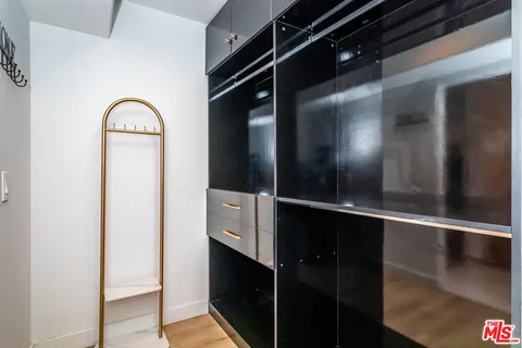 $2,195,000 | 508 Pier Avenue, Unit 4, Santa Monica, CA 90405