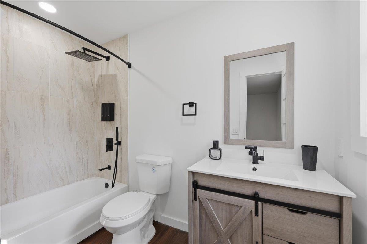 100 Holly Road Taylors, SC 29687 - Photo 23 of 33