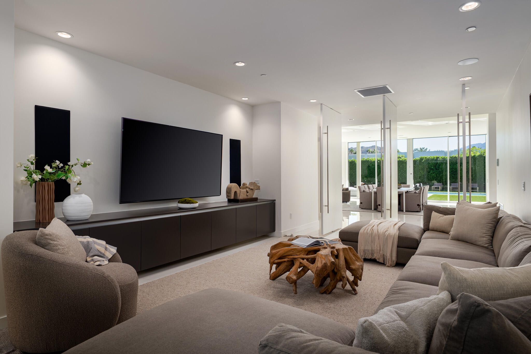 3088 Linea Ter. Palm Springs, CA 92264 - Photo 18 of 57 .