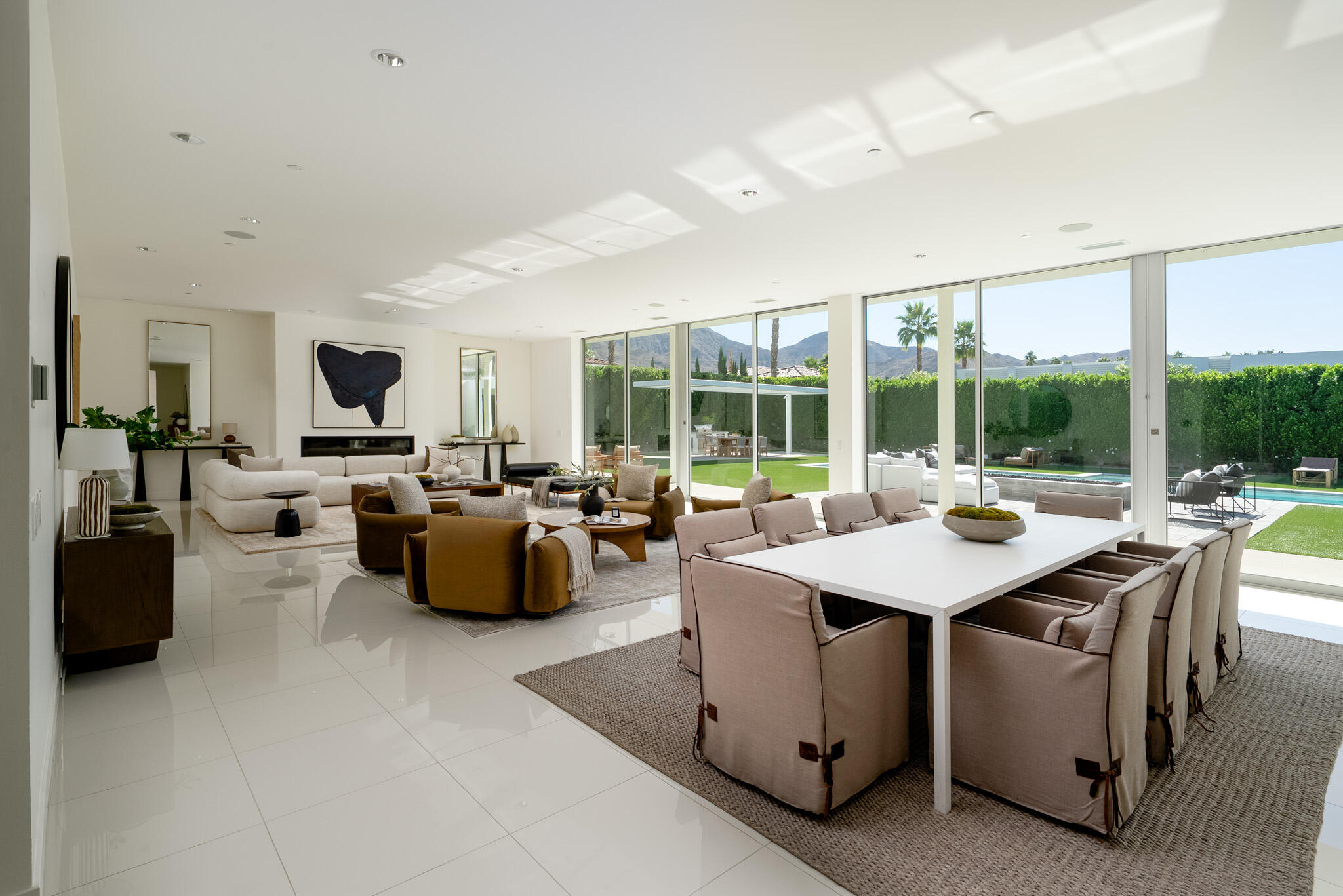 3088 Linea Ter. Palm Springs, CA 92264 - Photo 6 of 57 .