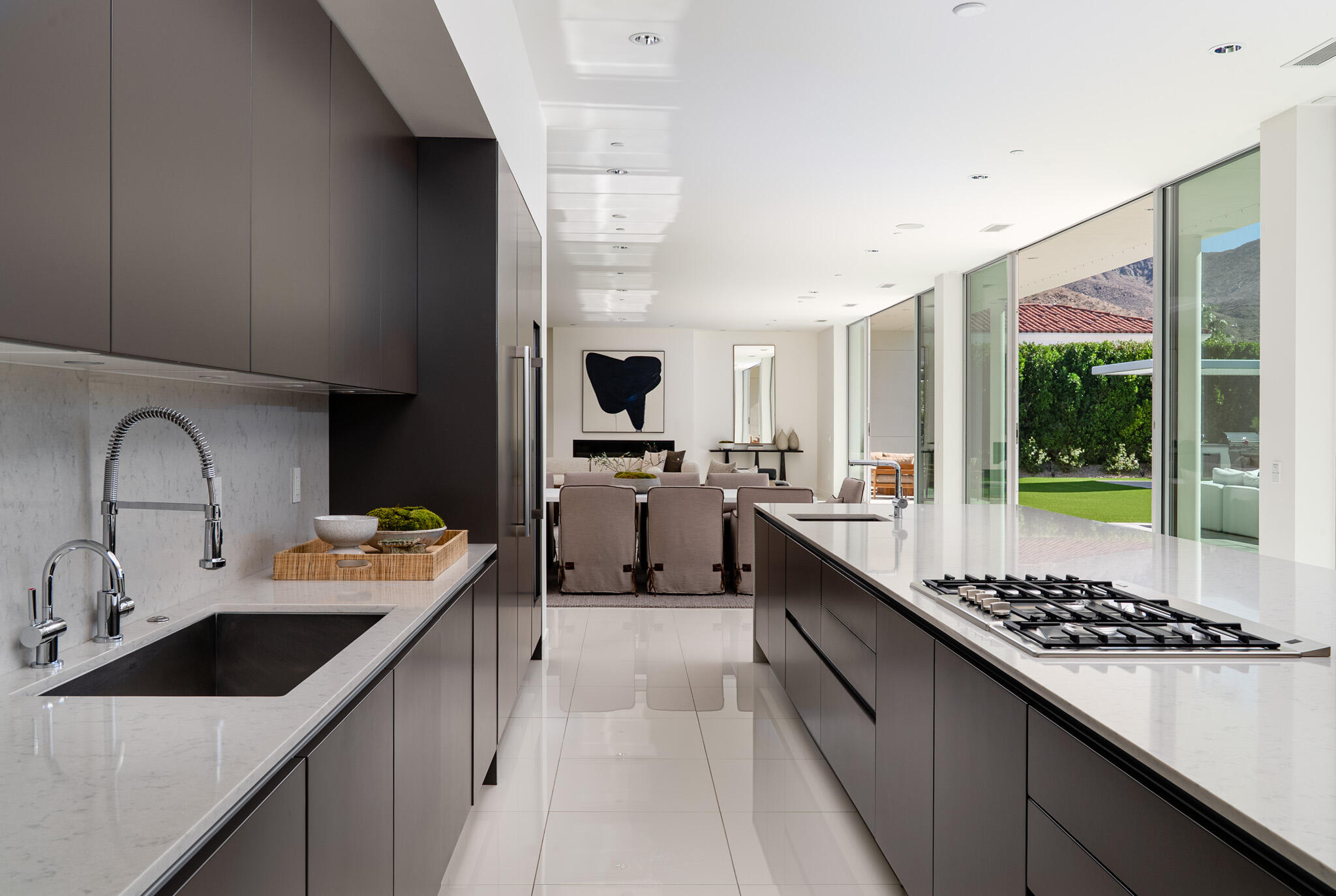 3088 Linea Ter. Palm Springs, CA 92264 - Photo 10 of 57 .