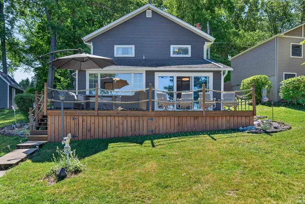 $639,900 | 272 EMS W17 Lane, North Webster, IN 46555