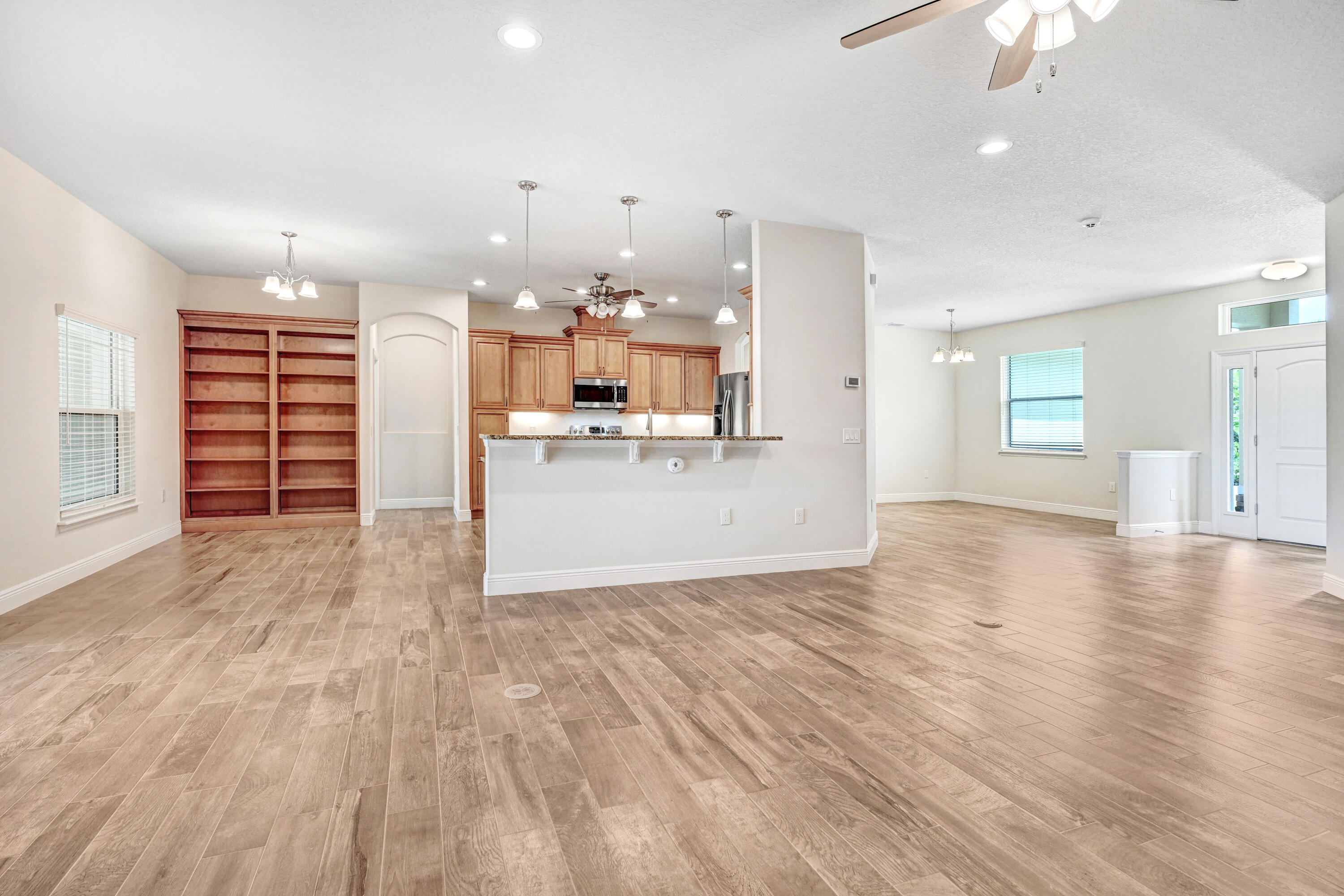 2690 Weber Road Malabar, FL 32950 - Photo 15 of 60 Kitchen Breakfast Bar