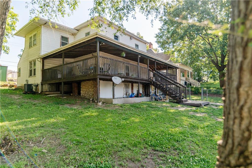 1125 Atchison Street Atchison, KS 66002 - Photo 14 of 85