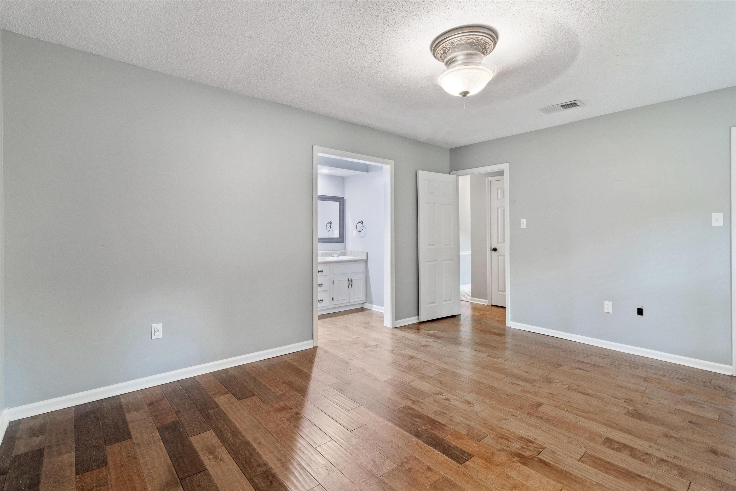 5601 Yale Road Bartlett, TN 38134 - Photo 8 of 31 Gallery Image 8