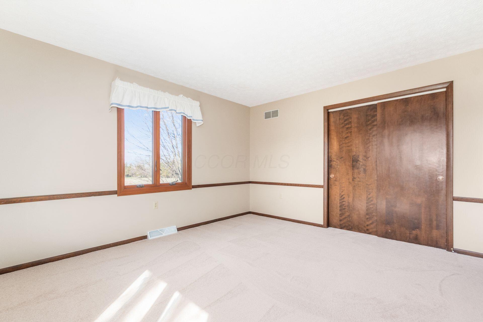 4784 Baker Road Delaware, OH 43015 - Photo 35 of 47 Bedroom