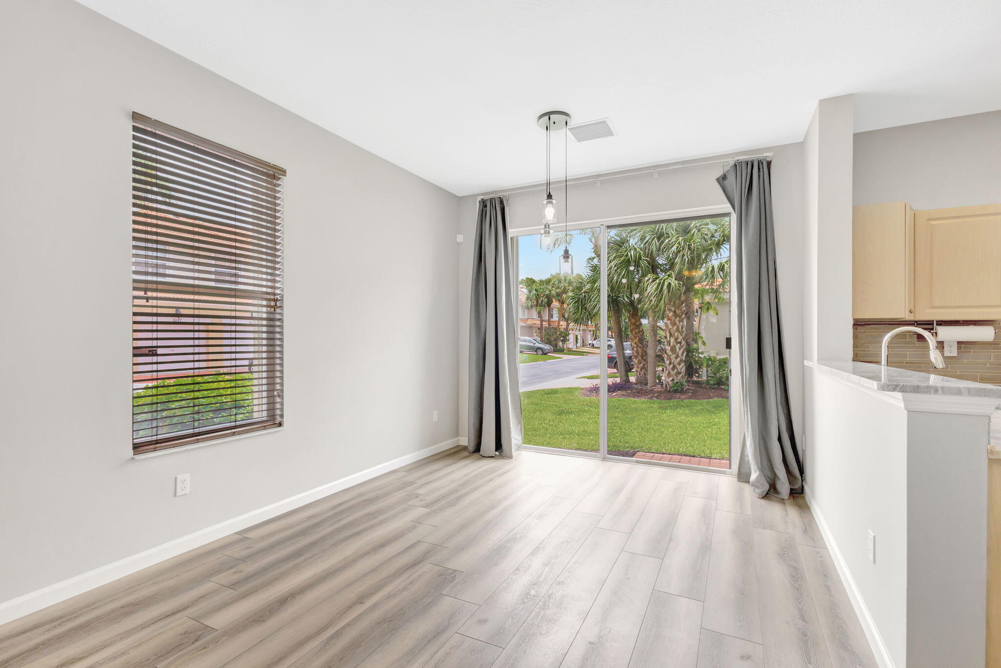 6132 Seminole Gardens Circle Riviera Beach, FL 33418 - Photo 14 of 63 9-web-or-mls-5D1A6649