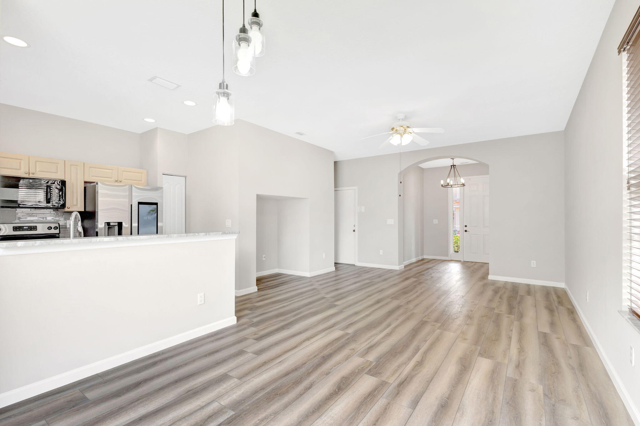 6132 Seminole Gardens Circle Riviera Beach, FL 33418 - Photo 16 of 63 11-web-or-mls-5D1A6659