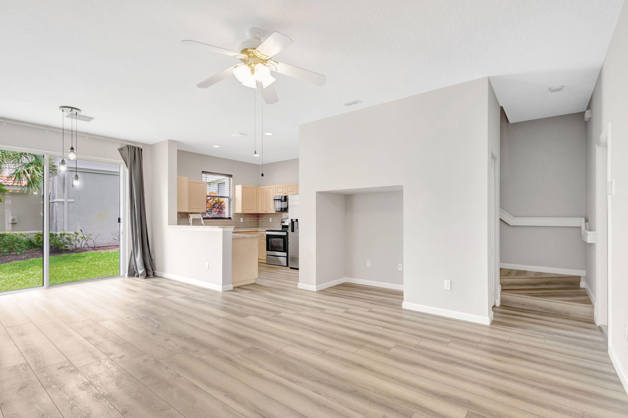 6132 Seminole Gardens Circle Riviera Beach, FL 33418 - Photo 17 of 63 7-web-or-mls-5D1A6634