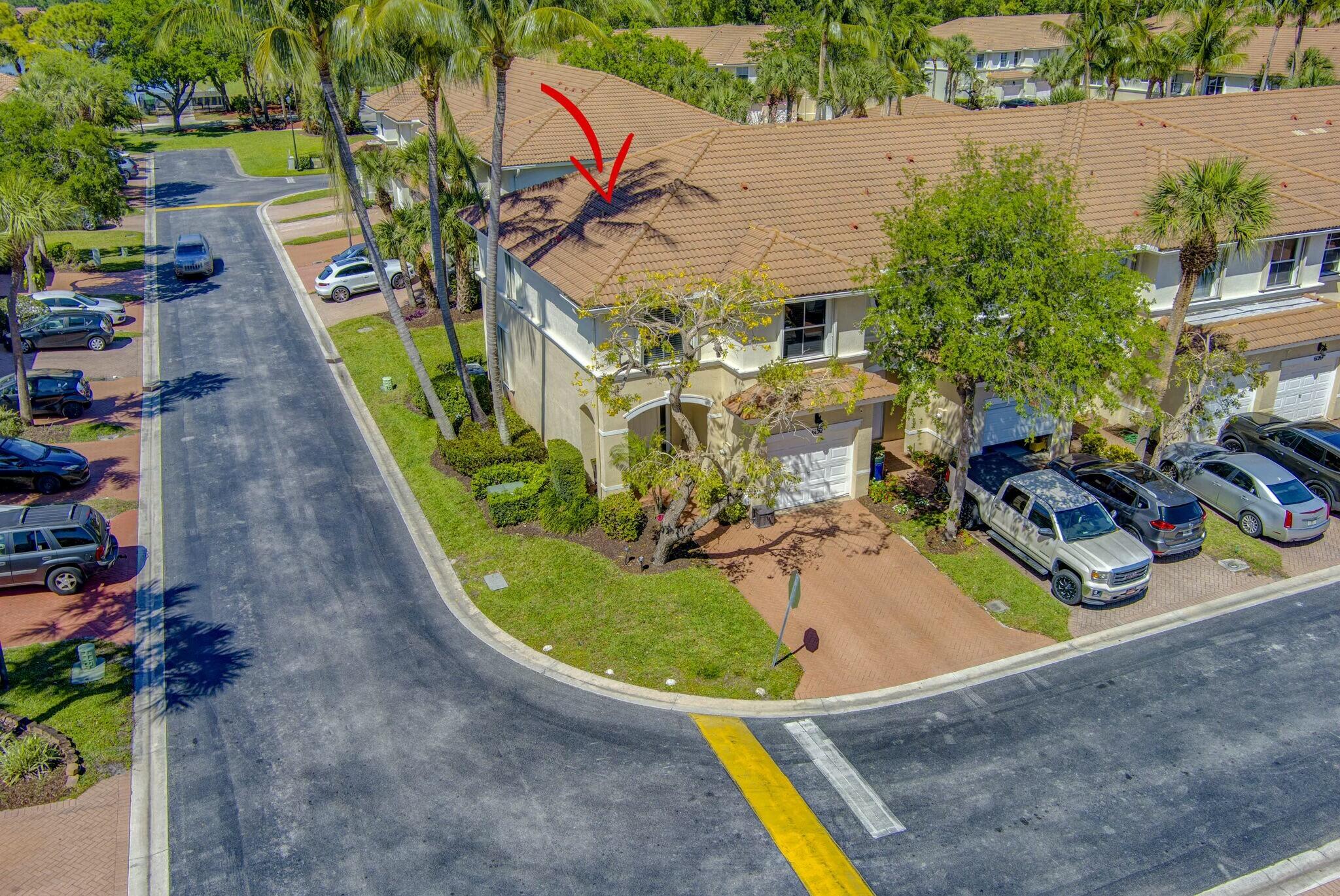 6132 Seminole Gardens Circle Riviera Beach, FL 33418 - Photo 4 of 63 tempImage9Hlq87