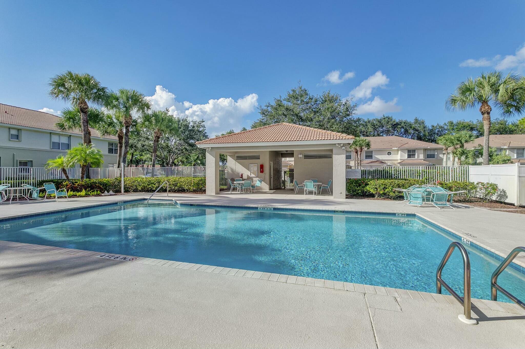 6132 Seminole Gardens Circle Riviera Beach, FL 33418 - Photo 41 of 63 tempImagewwgijQ