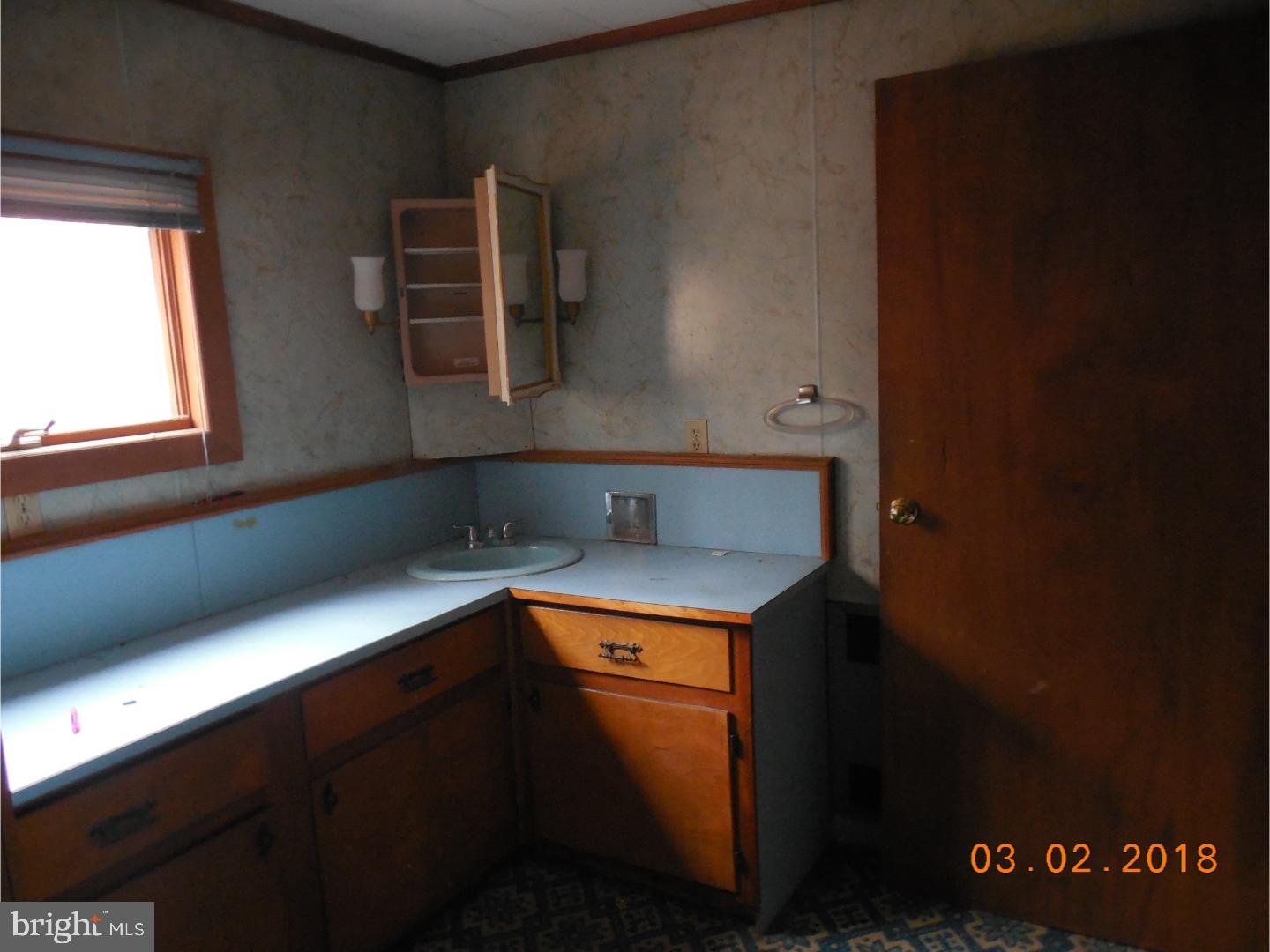 10 Longview Road Boyertown, PA 19512 - Photo 18 of 24 Master Bathroom