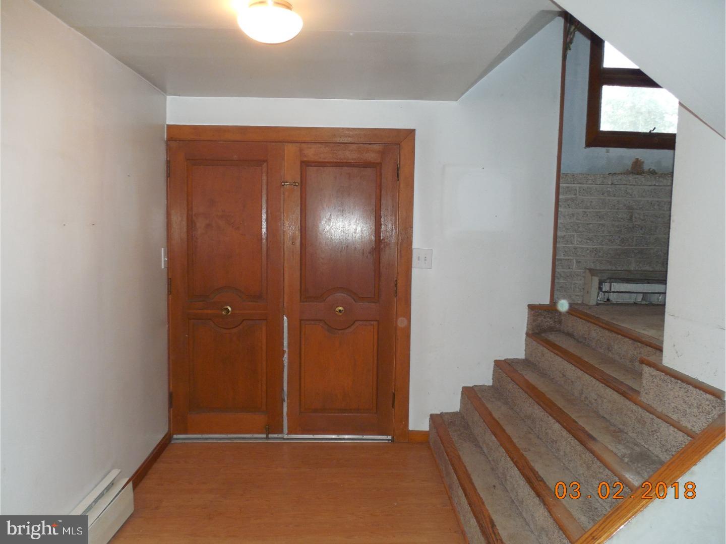 10 Longview Road Boyertown, PA 19512 - Photo 24 of 24 Foyer