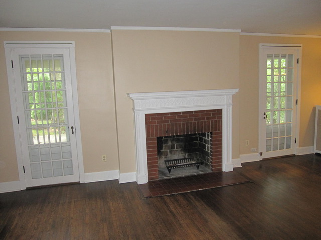 200 Nuttall Road Riverside, IL 60546 - Photo 3 of 25