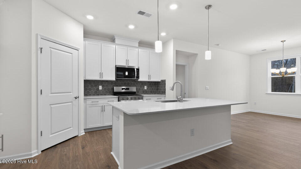 369 Alexis Loop Sanford, NC 27330 - Photo 5 of 41 Kitchen