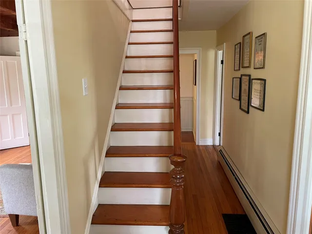 a view of entryway with a front door