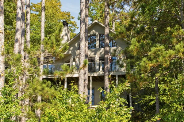 $3,995,000 | 818 Whitfield View, Petoskey, MI 49770