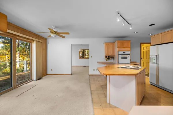 $3,995,000 | 818 Whitfield View, Petoskey, MI 49770